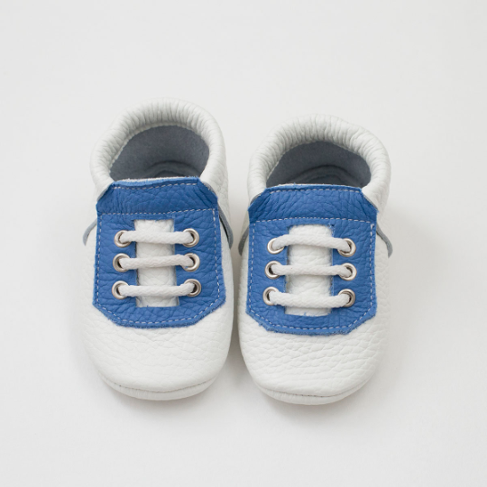 Golf style toddler shoes