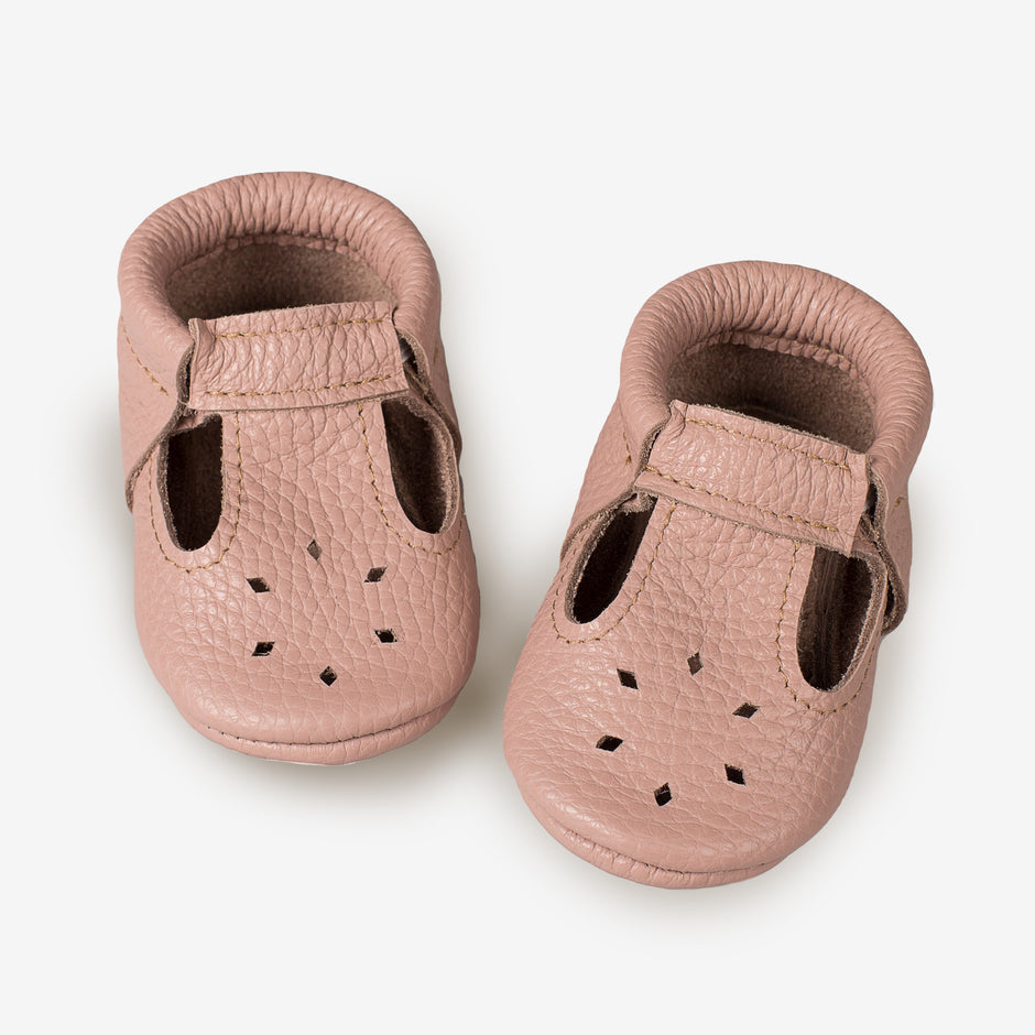 Shop Baby Shoes, Caps, and Accessories – Littlebeemocs